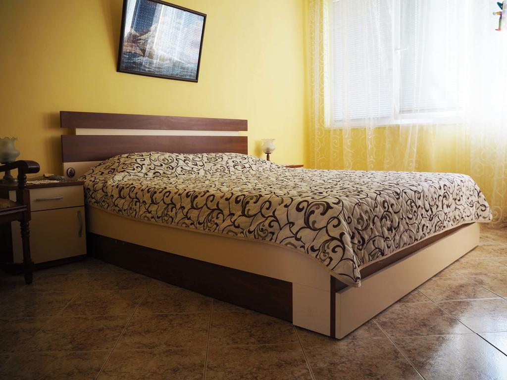 Guest House Konomaevi Созополь Екстер'єр фото